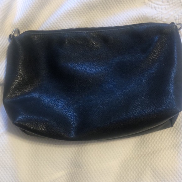 2-in-1 tote and crossbody. Desigual Spain brand. Vegan leather with small studs - Picture 3 of 6